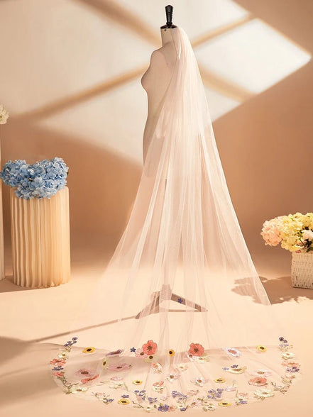 Amara | Coloured Flower Veil - 14:29White - Bridal Veil - Ivory & White