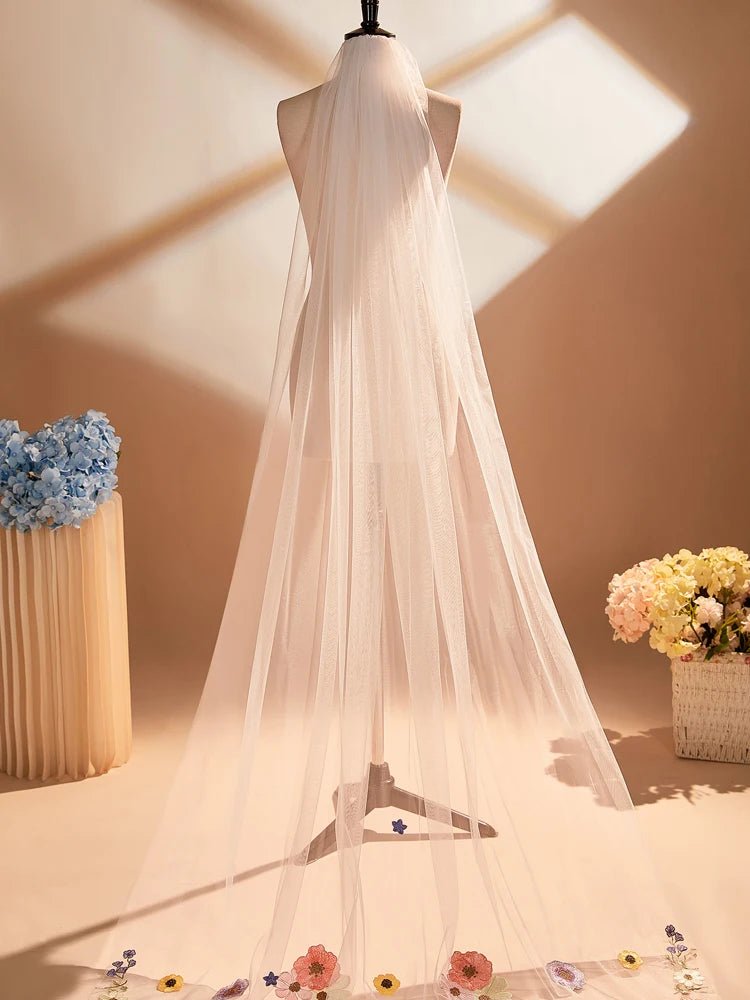 Amara | Coloured Flower Veil - 14:200002130Ivory - Bridal Veil - Ivory & White