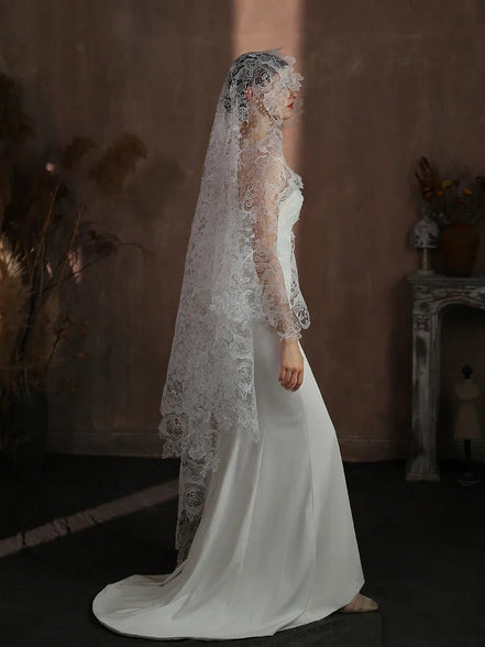 Liana | Full Lace Veil - 14:291m - Bridal Veil - Ivory & White
