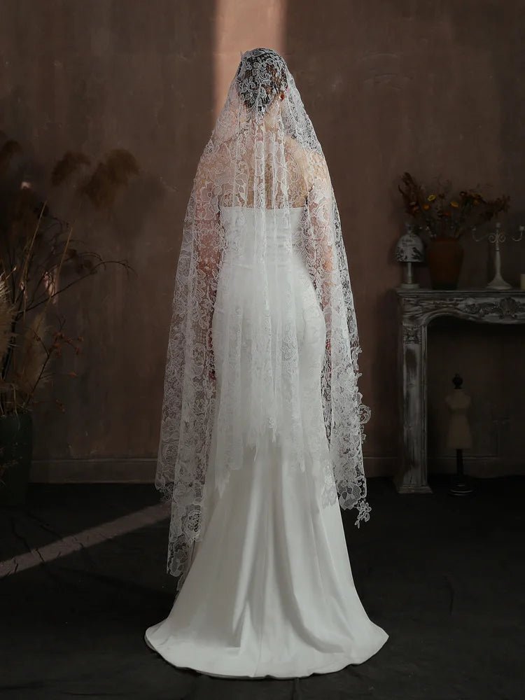 Liana | Full Lace Veil - 14:291m - Bridal Veil - Ivory & White