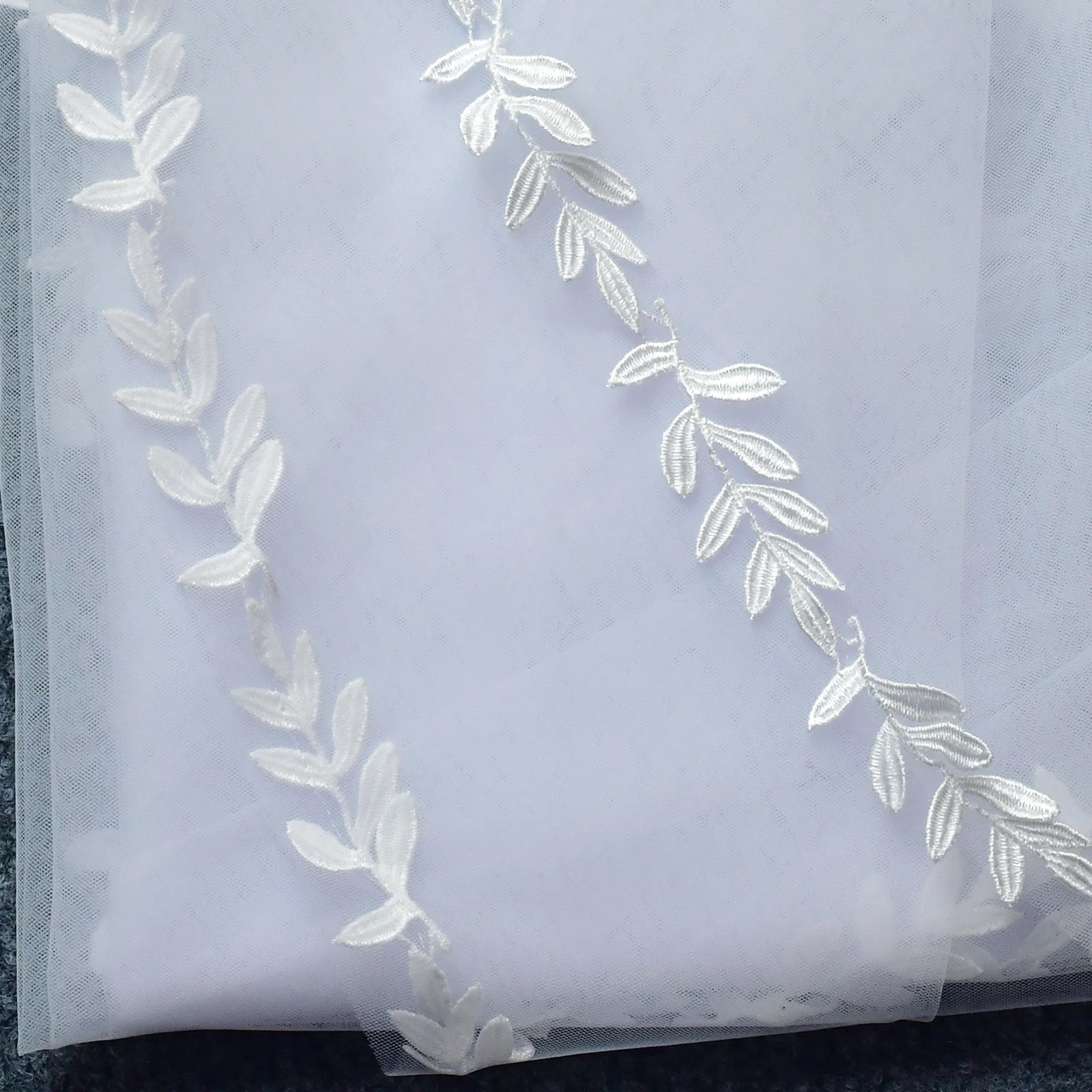 Willow | Leaf Edge Veil - 14:29;200000063:1952 - Bridal Veil - Ivory & White