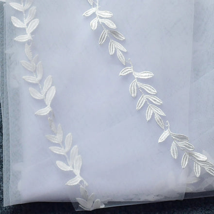 Willow | Leaf Edge Veil - 14:29;200000063:1952 - Bridal Veil - Ivory & White