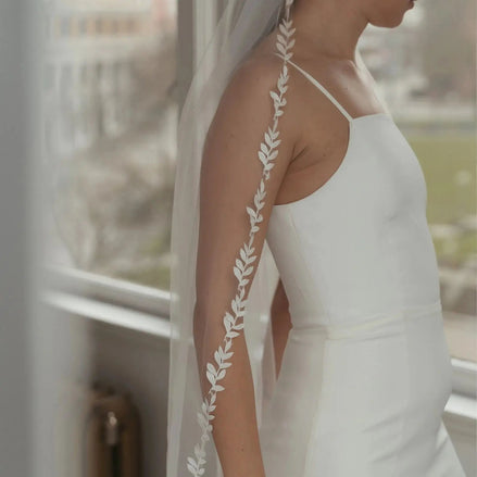 Willow | Leaf Edge Veil - 14:771ivory;200000063:1952 - Bridal Veil - Ivory & White