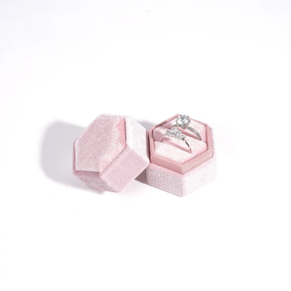 Gwendolyn Double Ring Box