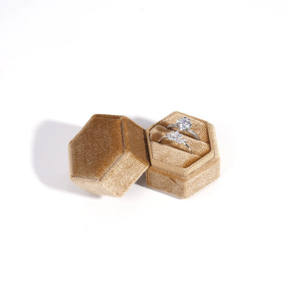 Gwendolyn Double Ring Box