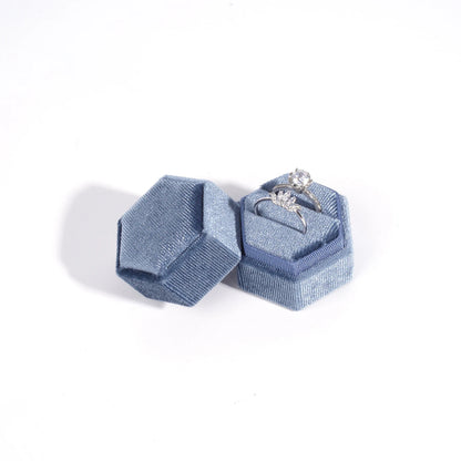 Gwendolyn Double Ring Box