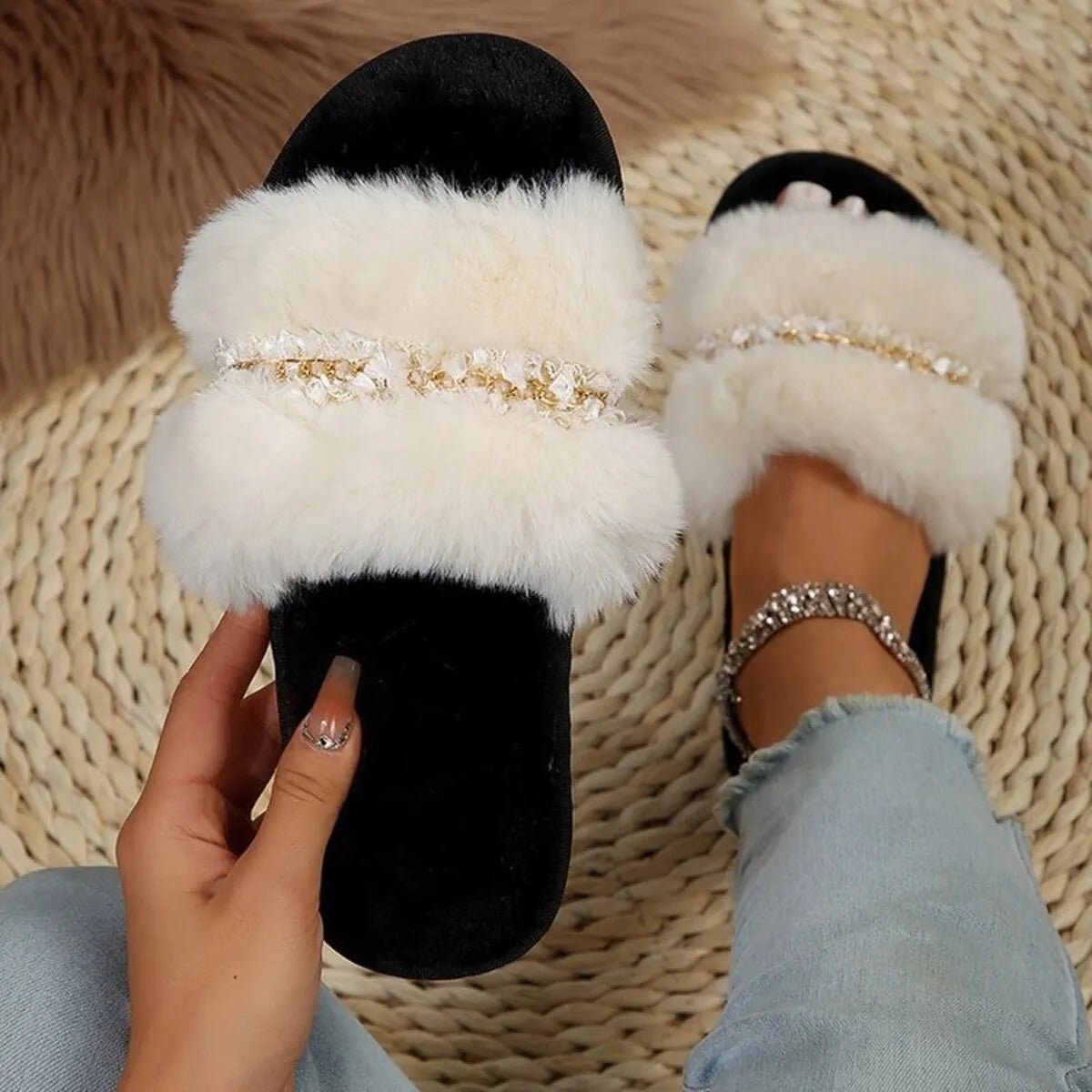 Amélie | Rhinestone Open Toe Fuzzy Slippers - 100600622601031 - Bridal Party Robes - Ivory & White