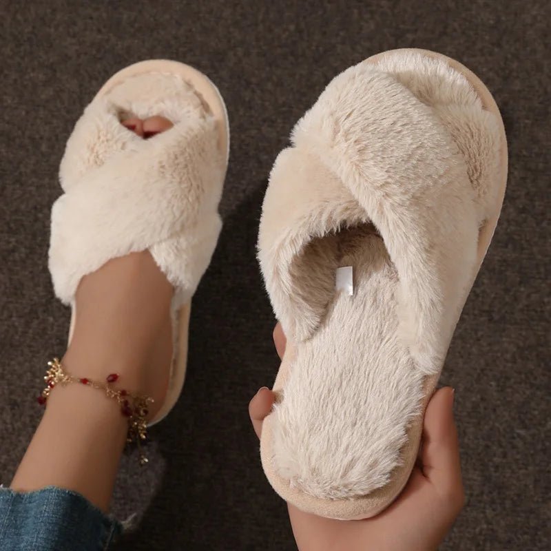 India Slippers - 14:200001438;200000124:201446566 - Bridal Accessories - Ivory & White