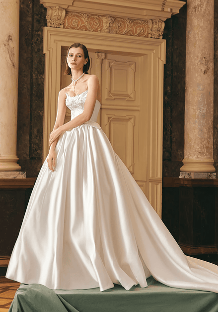 Kiara - Wedding Dress - Ivory & White