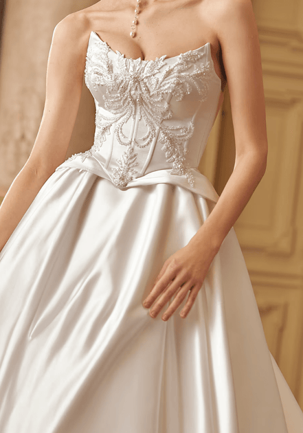 Kiara - Wedding Dress - Ivory & White