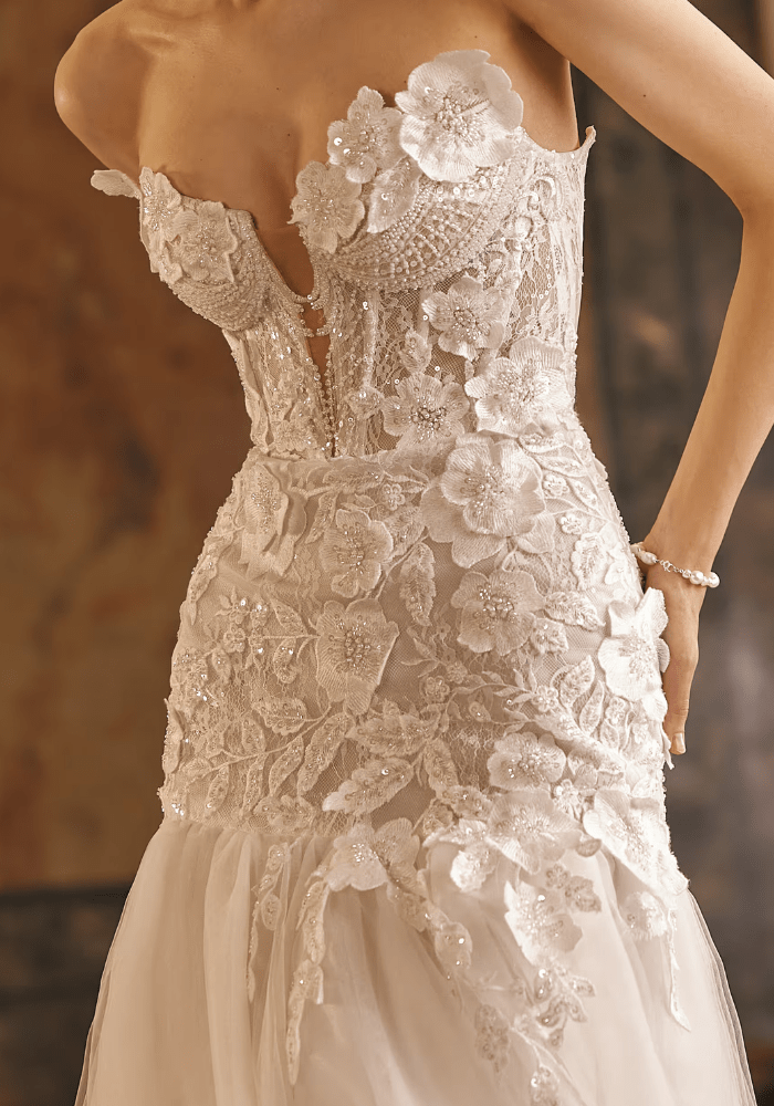 Larissa - Wedding Dress - Ivory & White