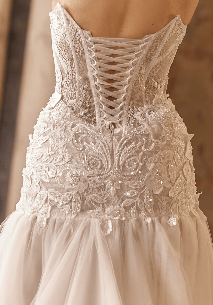 Larissa - Wedding Dress - Ivory & White