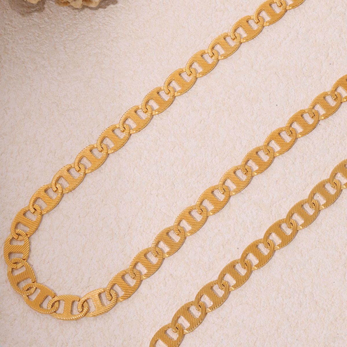 Lillian | Gold Chain Necklace - 100500211911845 - Jewellery - Ivory & White