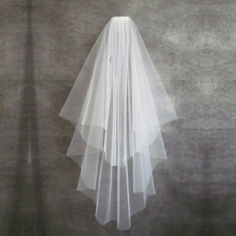 Lily - 14:200002130 - Bridal Veil - Ivory & White