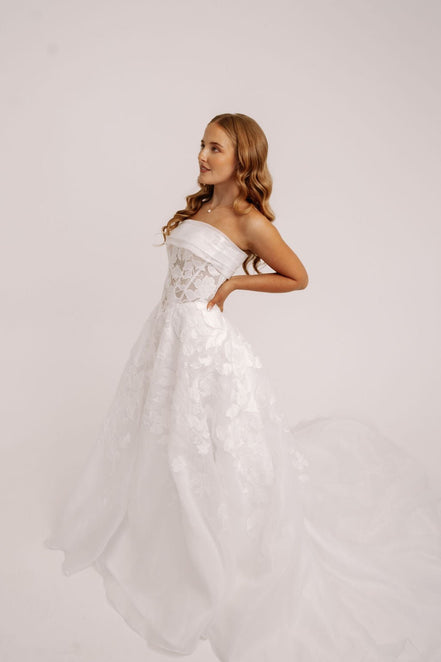 Lynne -  - Wedding Dress - Nomès
