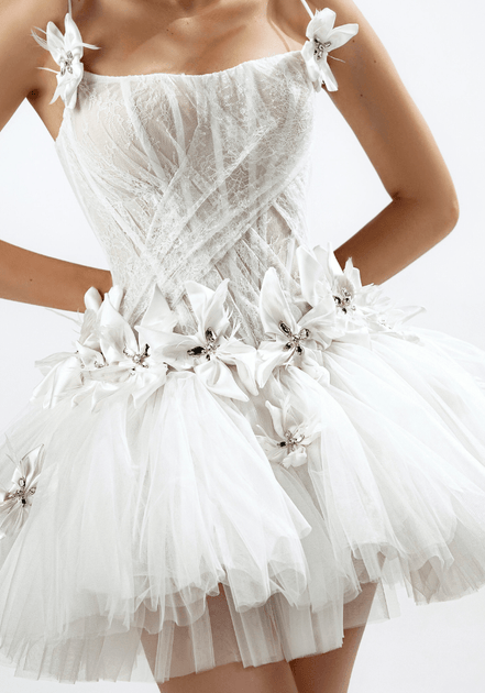 Manisha - Wedding Dress - Ivory & White