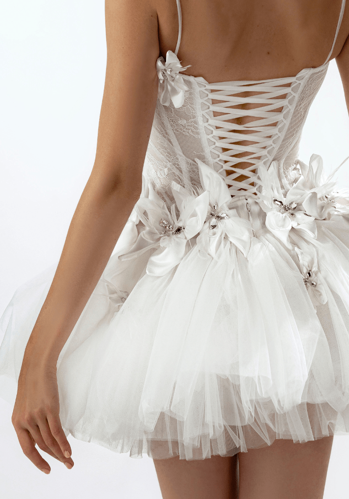 Manisha - Wedding Dress - Ivory & White