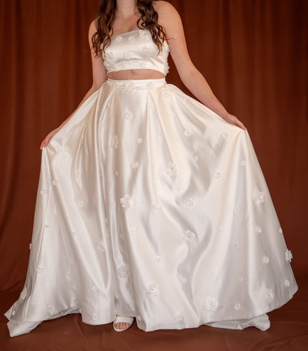 Margot - 14:29;200000443:151;200007763:201336100;200355263:200007659 - Wedding Dress - Ivory & White