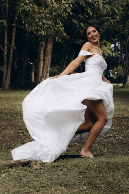 Selene - 14:29as pic;200000443:151 - Wedding Dress - Ivory & White