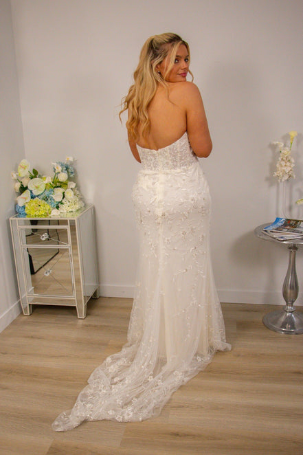 Una -  - Wedding Dress - Ivory & White