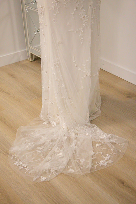 Una -  - Wedding Dress - Ivory & White